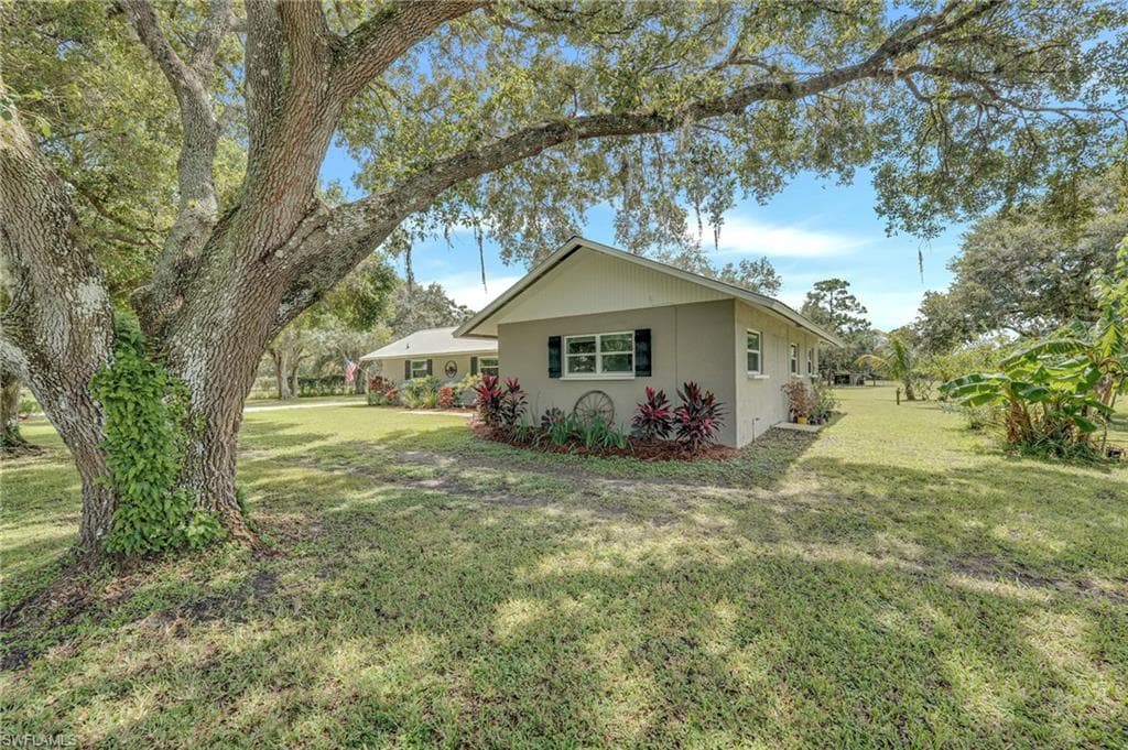 1133 Crescent AVE, LABELLE FL 33935-47