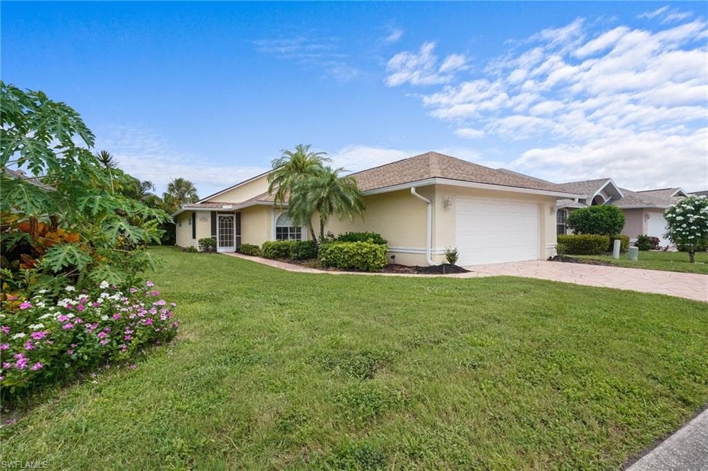 13421 Wild Cotton CT, NORTH FORT MYERS FL 33903-37