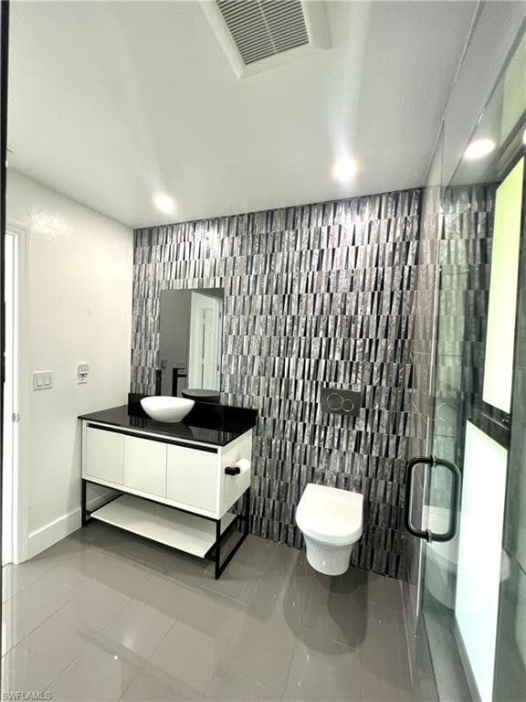 1919 Countess CT, NAPLES FL 34110-19