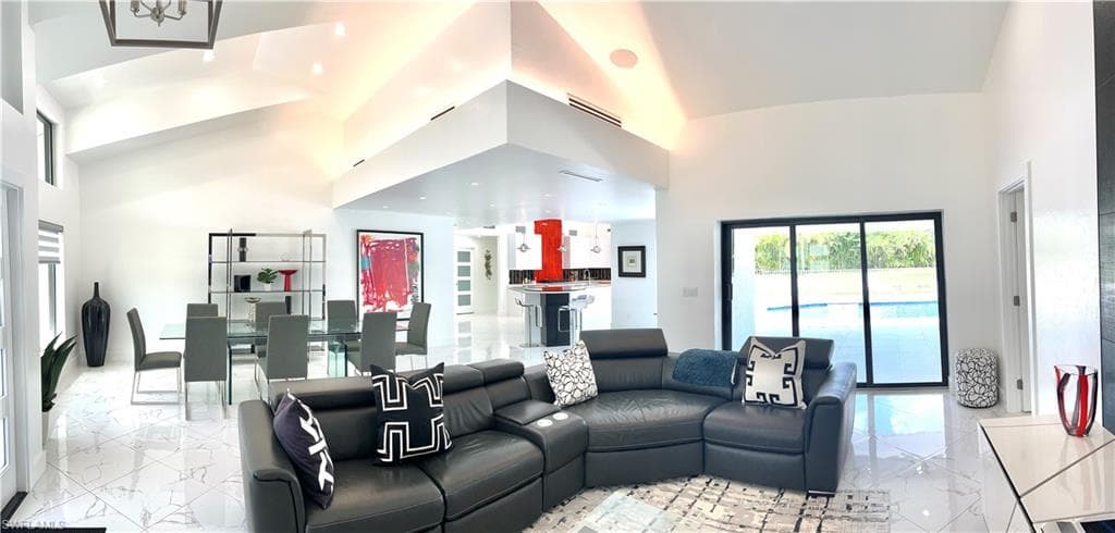 1919 Countess CT, NAPLES FL 34110-8