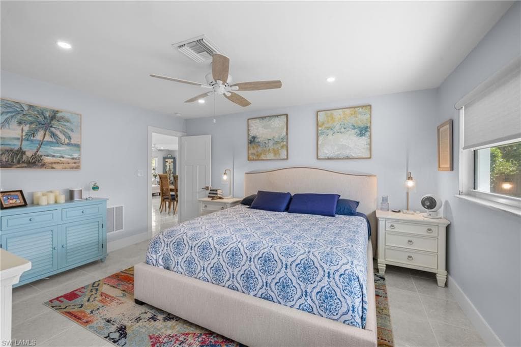 1252 Pompei LN, NAPLES FL 34103-26