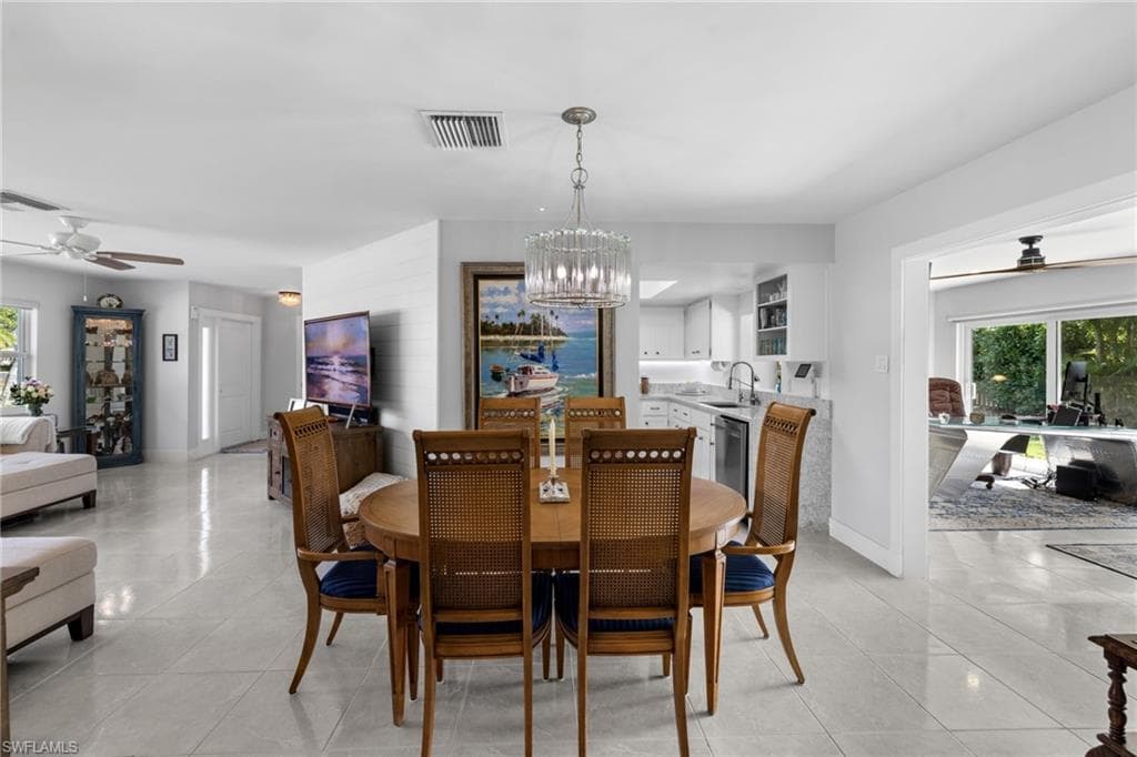 1252 Pompei LN, NAPLES FL 34103-5