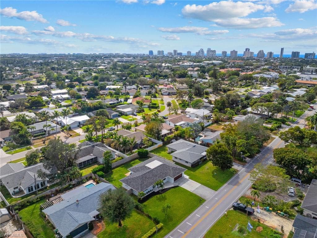 1252 Pompei LN, NAPLES FL 34103-13