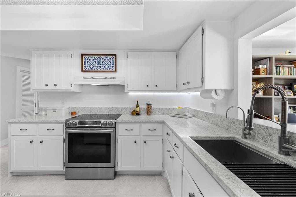 1252 Pompei LN, NAPLES FL 34103-17