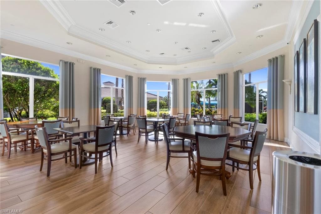 1289 Barrigona CT, NAPLES FL 34119-44