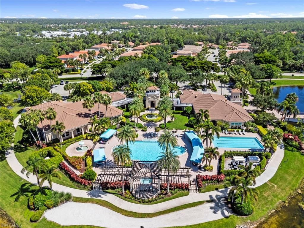 1289 Barrigona CT, NAPLES FL 34119-34