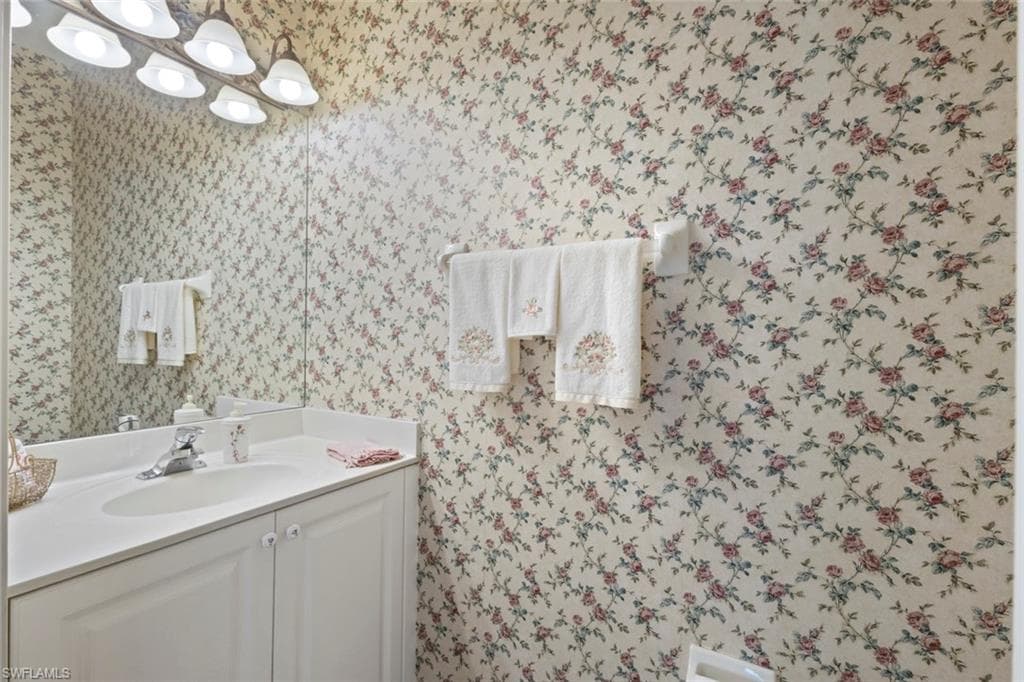 1289 Barrigona CT, NAPLES FL 34119-28