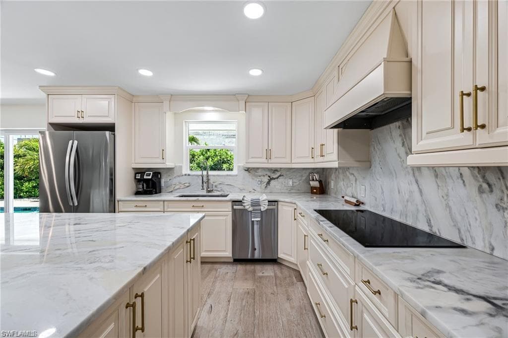 203 1st ST, BONITA SPRINGS FL 34134-10