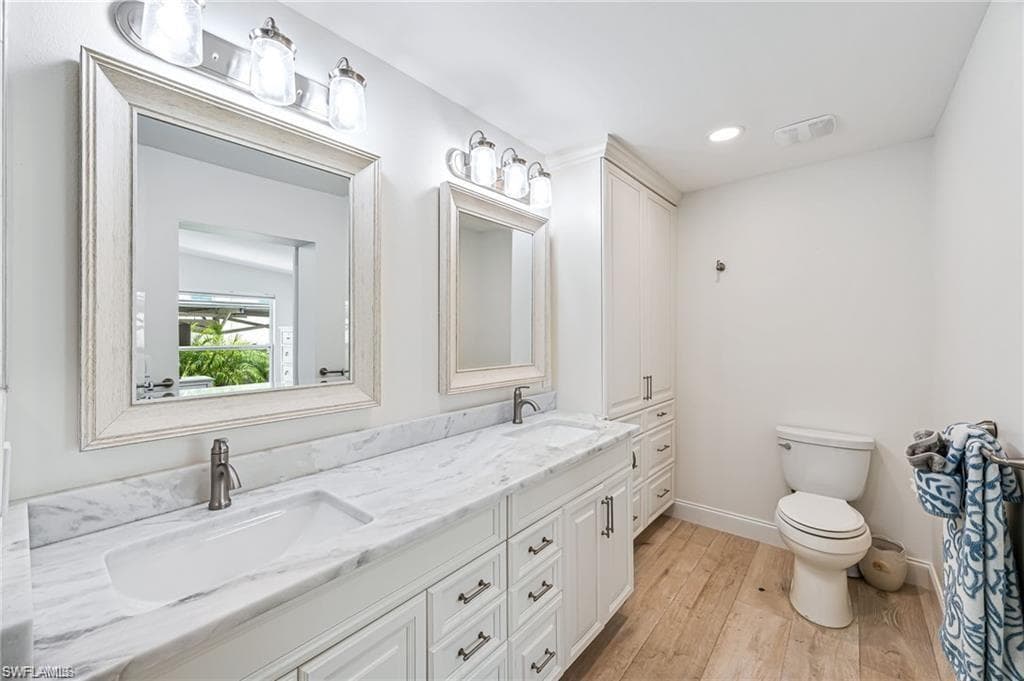 203 1st ST, BONITA SPRINGS FL 34134-18