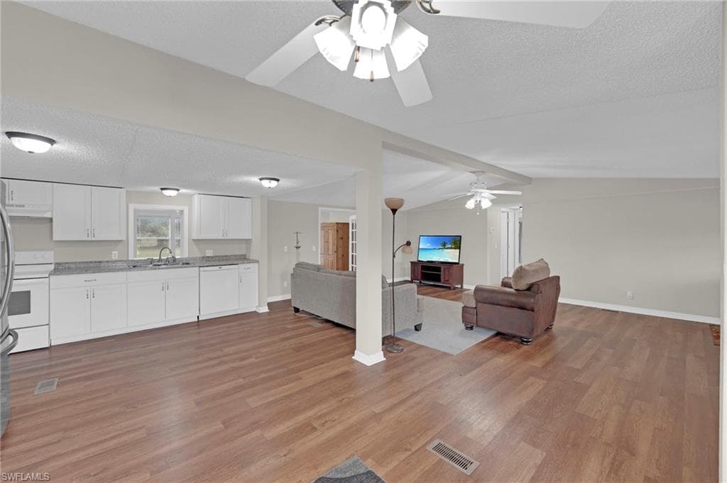 1211 Crescent AVE, LABELLE FL 33935-17