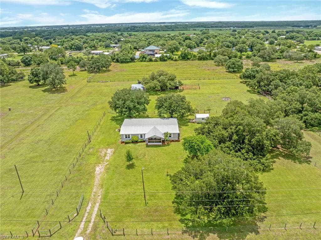 1211 Crescent AVE, LABELLE FL 33935-3