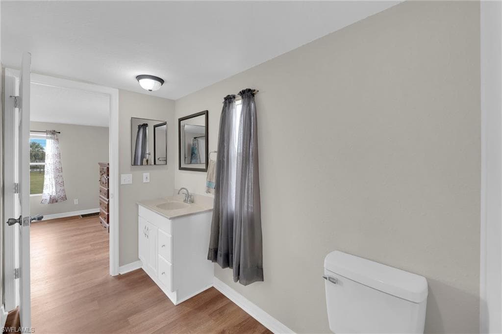 1211 Crescent AVE, LABELLE FL 33935-24