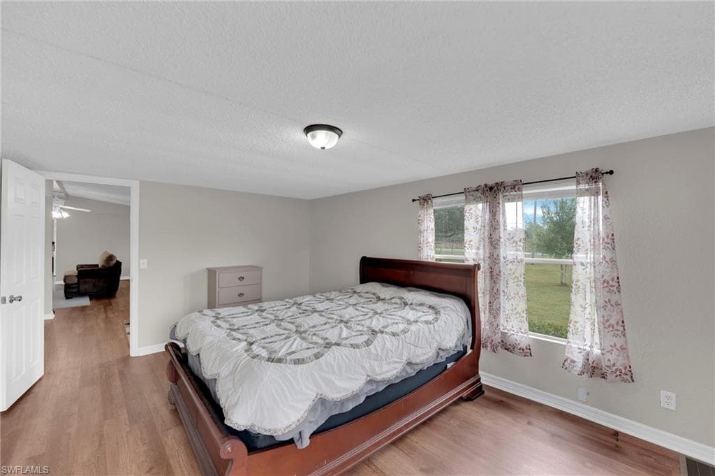 1211 Crescent AVE, LABELLE FL 33935-20