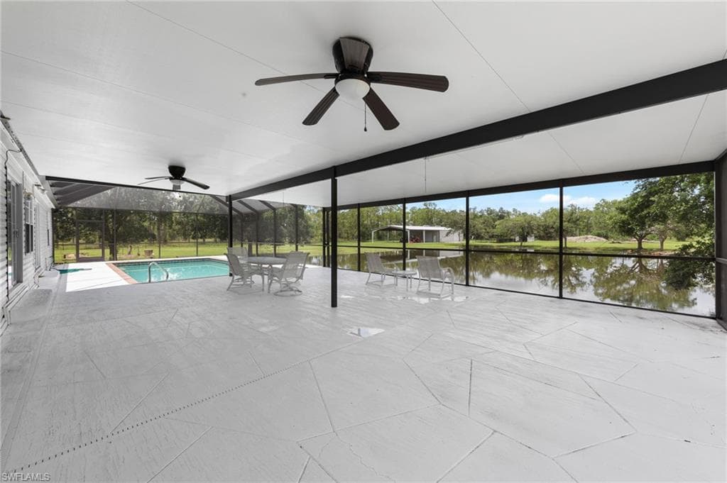 18405 Dykes RD, ESTERO FL 33928-22