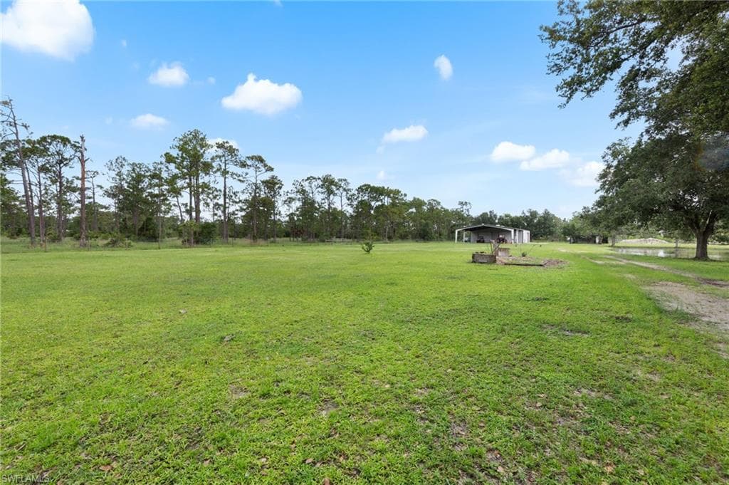 18405 Dykes RD, ESTERO FL 33928-48