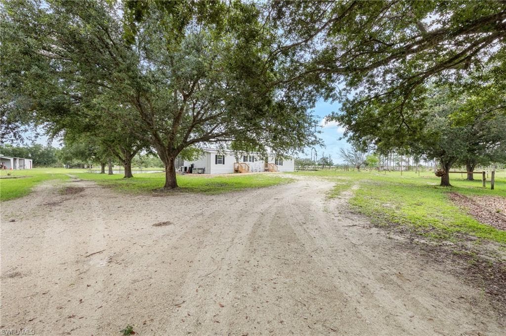 18405 Dykes RD, ESTERO FL 33928-30