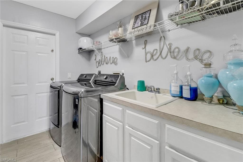 3579 Kent DR, NAPLES FL 34112-21