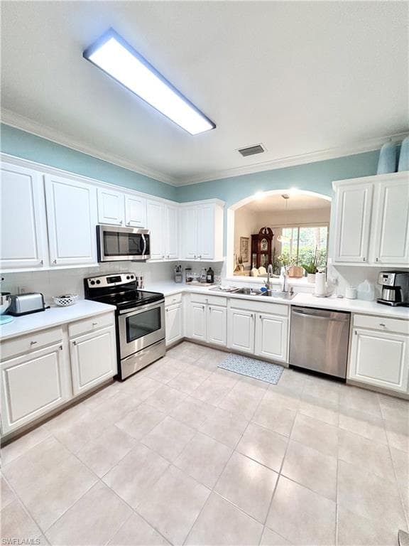 9813 Foxhall WAY # 2, ESTERO FL 33928-11