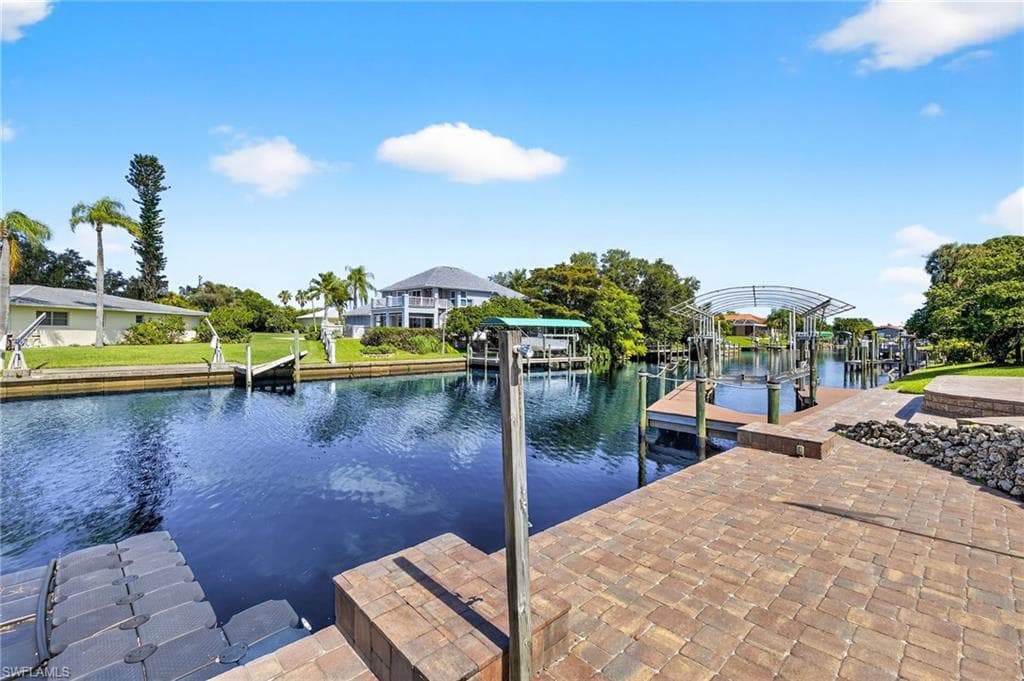 18071 Traverse DR, ALVA FL 33920-26