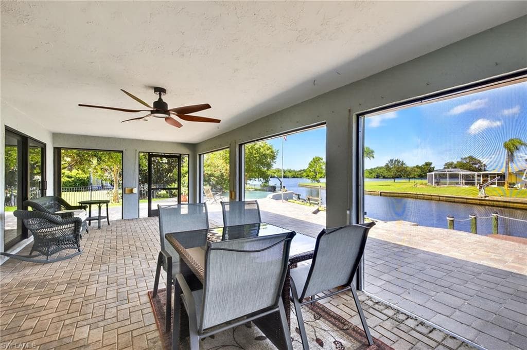 18071 Traverse DR, ALVA FL 33920-19