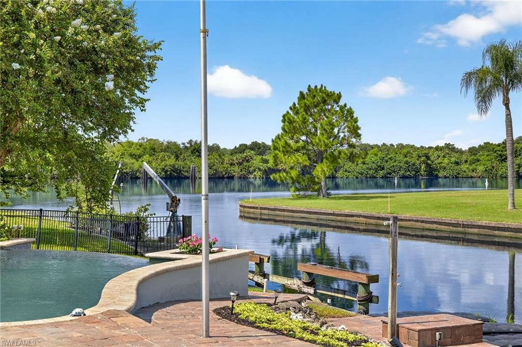 18071 Traverse DR, ALVA FL 33920-47