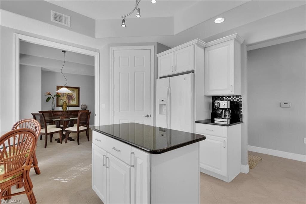 6413 Legacy CIR 1602-12