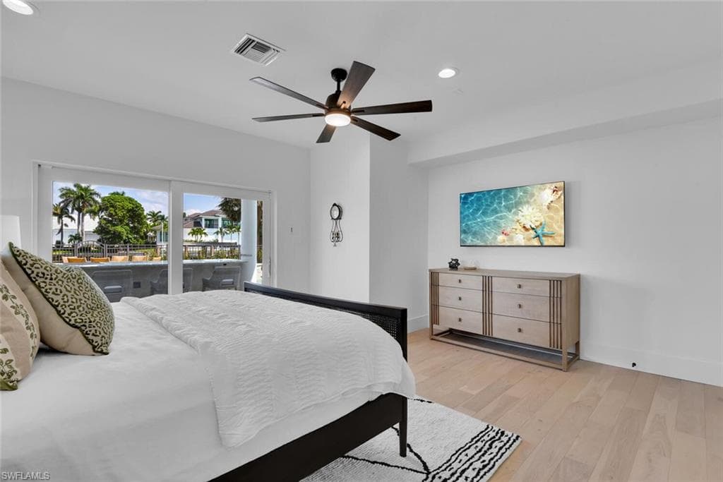 215 Mooring Line DR, NAPLES FL 34102-26