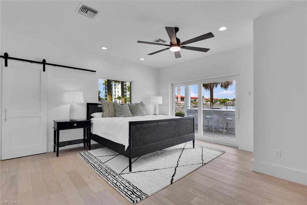 215 Mooring Line DR, NAPLES FL 34102-25