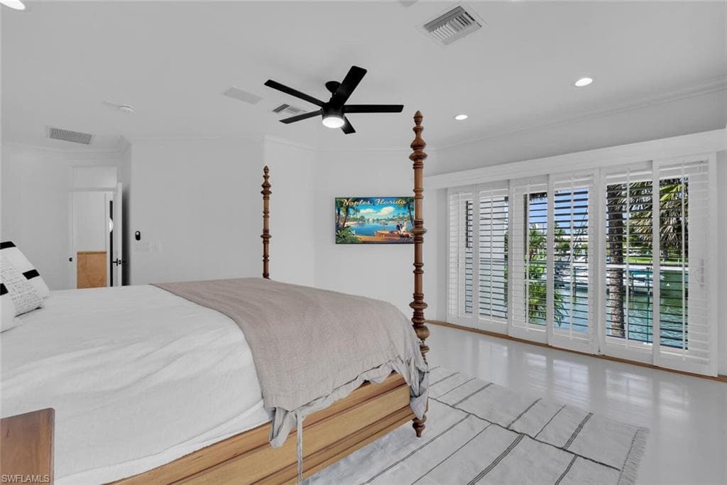 215 Mooring Line DR, NAPLES FL 34102-38