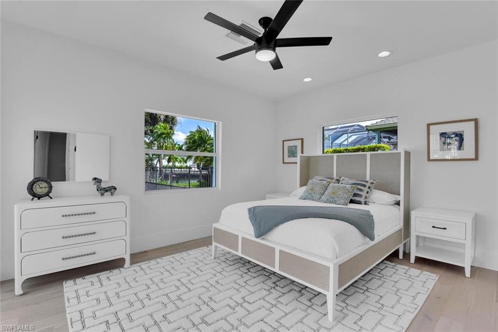 215 Mooring Line DR, NAPLES FL 34102-28