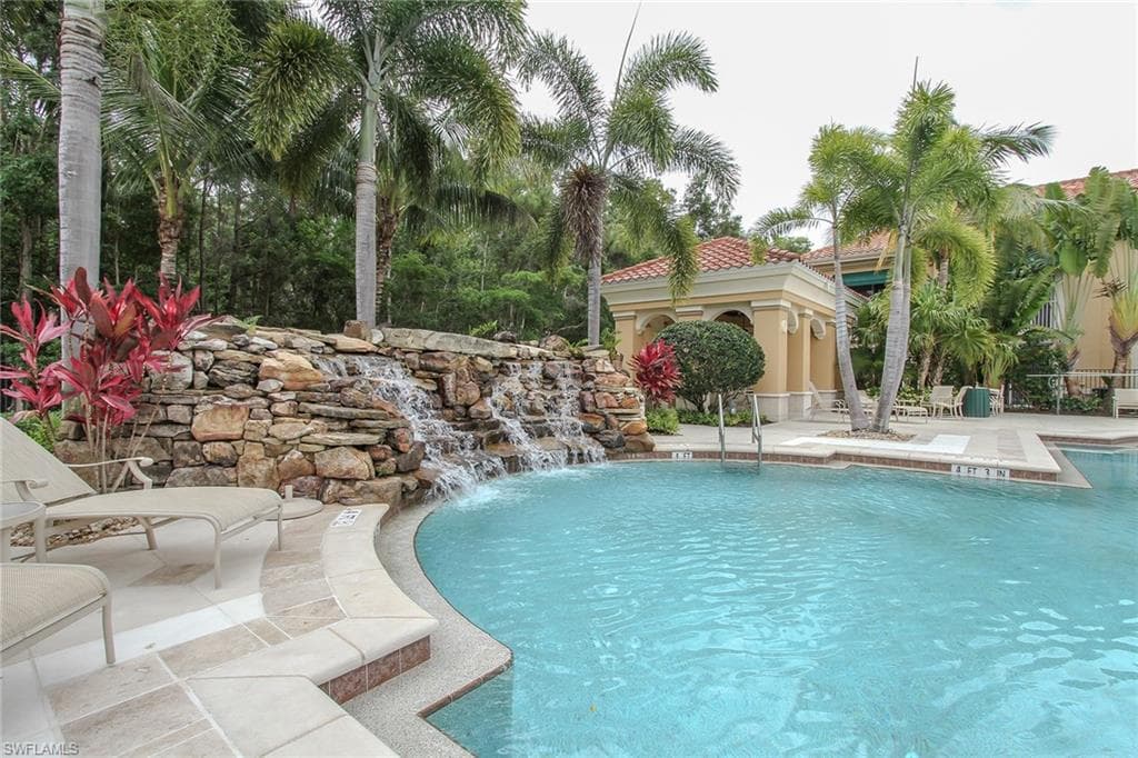 8531 Violeta ST # 101, ESTERO FL 34135-20