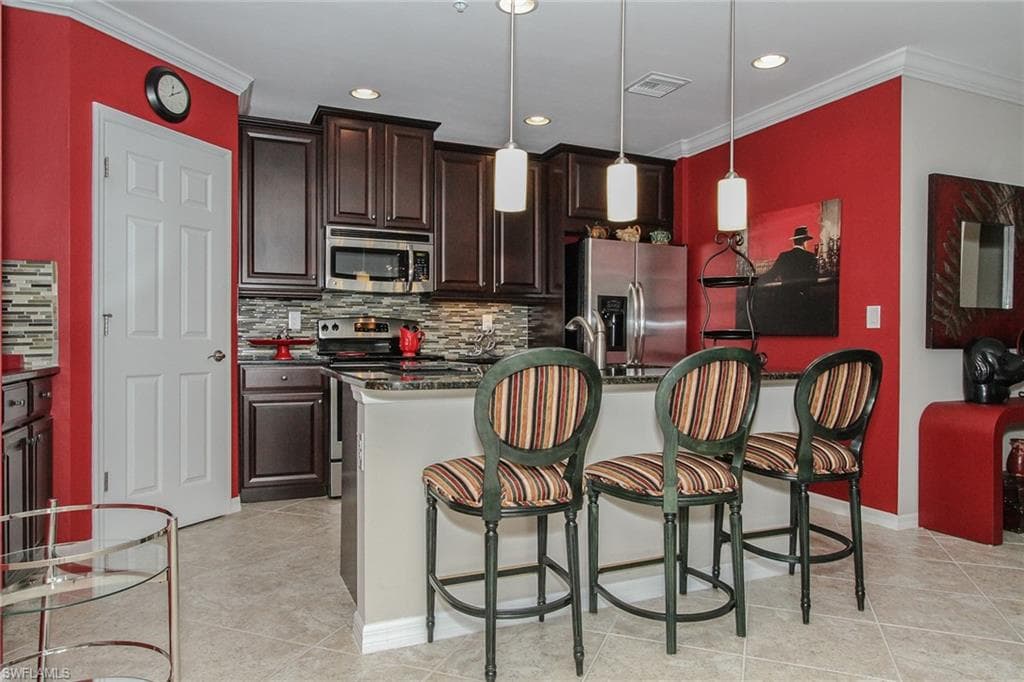 8531 Violeta ST # 101, ESTERO FL 34135-4