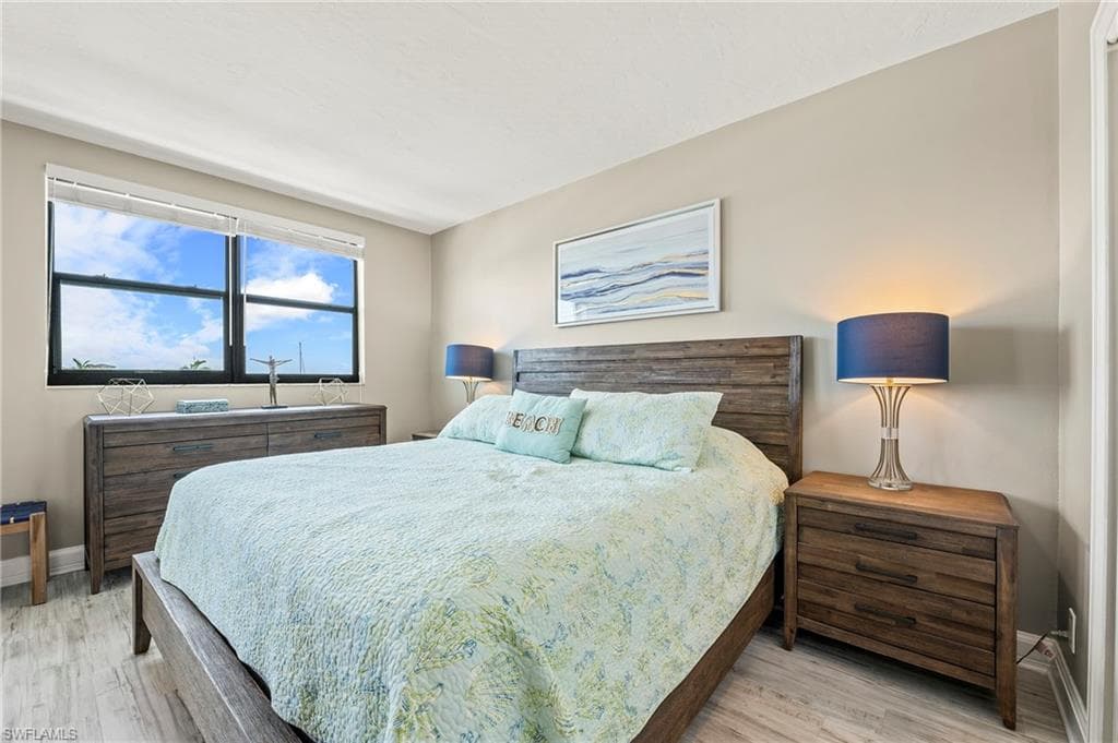 803 River Point DR # 306B, NAPLES FL 34102-12