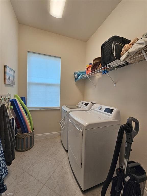 9007 Saint Lucia DR, NAPLES FL 34114-22