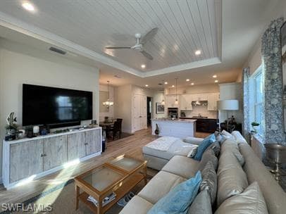 9007 Saint Lucia DR, NAPLES FL 34114-13