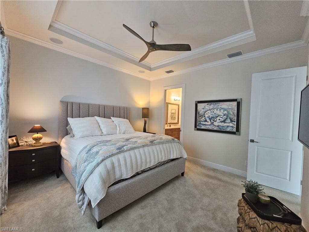 9007 Saint Lucia DR, NAPLES FL 34114-17