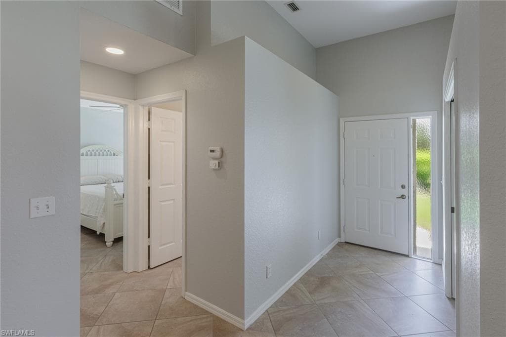 5502 Greenwood CIR 1-15