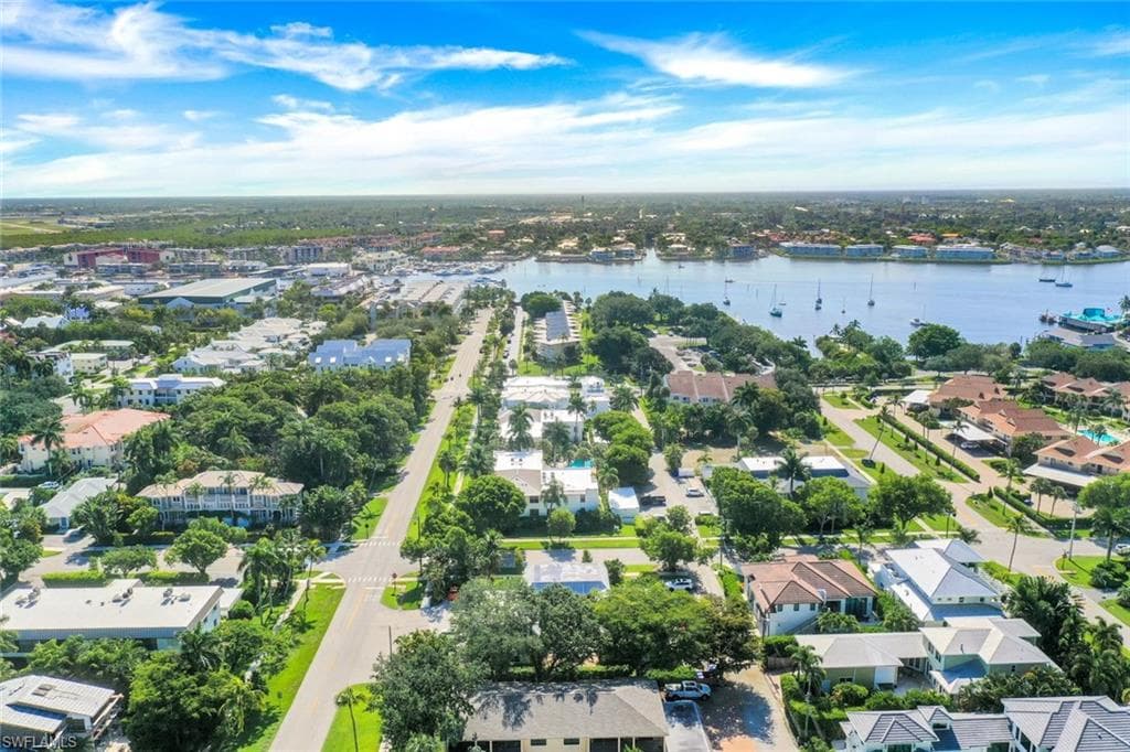 780 10th AVE S # 2, NAPLES FL 34102-22