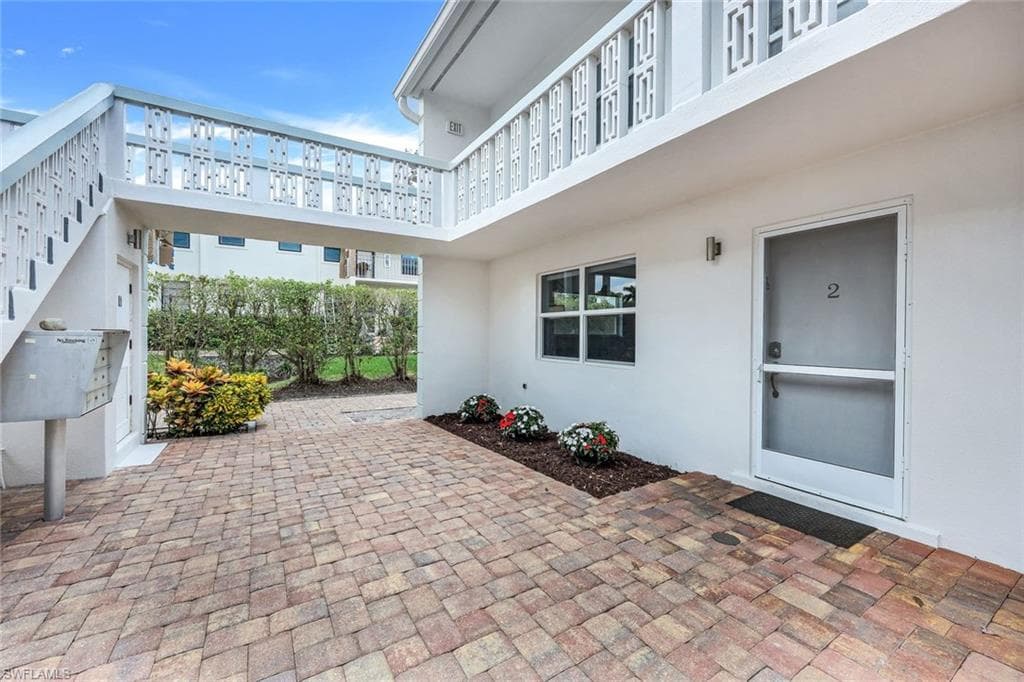 780 10th AVE S # 2, NAPLES FL 34102-12