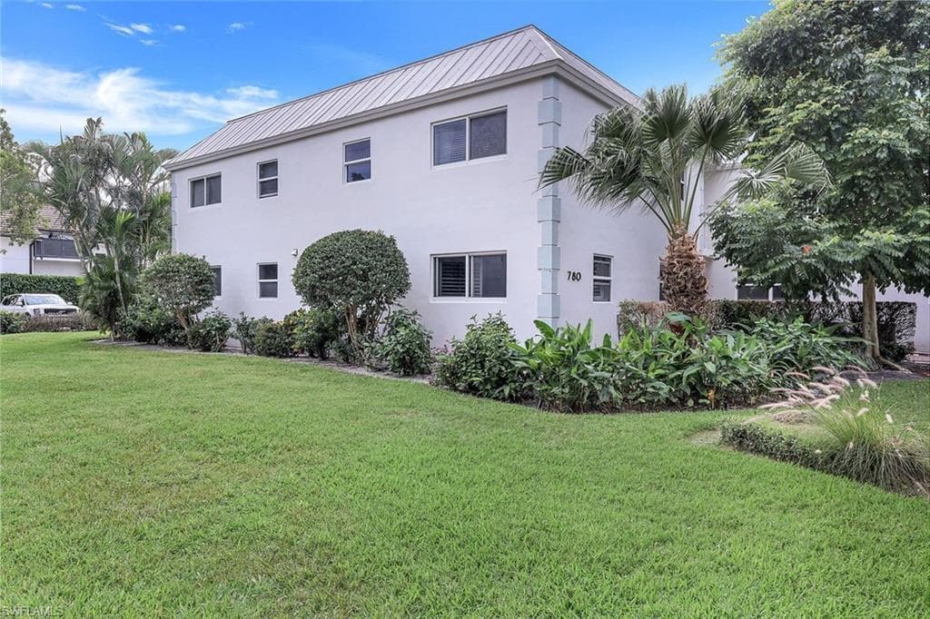 780 10th AVE S # 2, NAPLES FL 34102-15