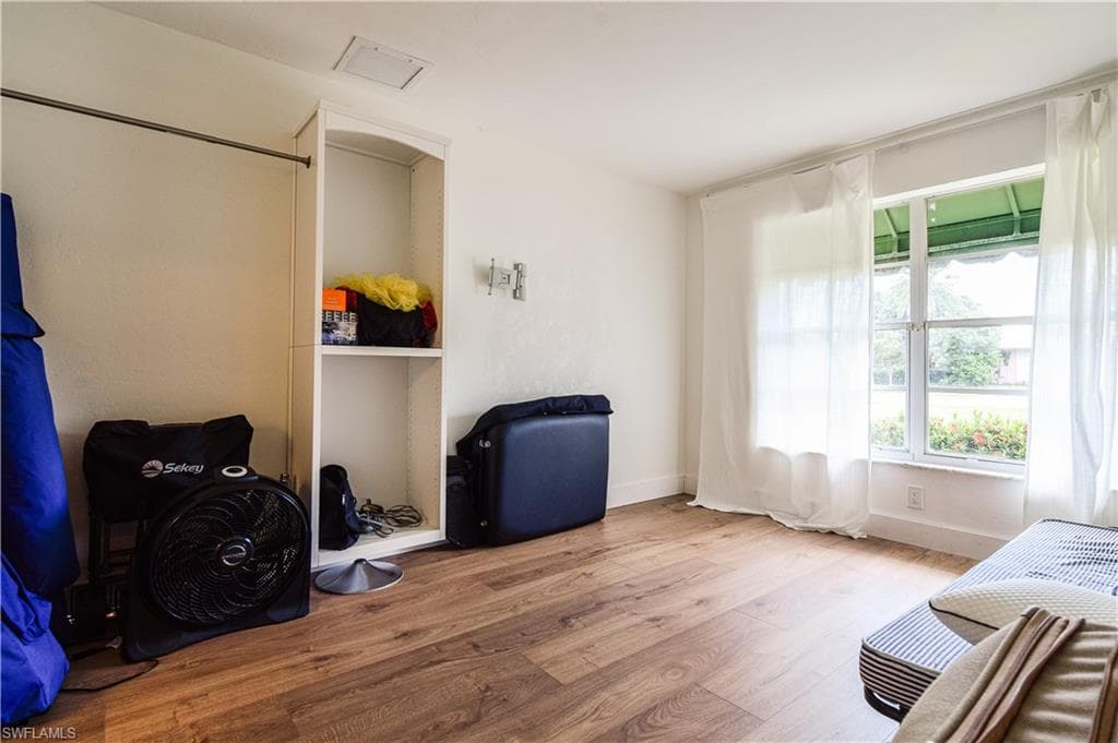 4225 Prestwick CT, NORTH FORT MYERS FL 33903-38