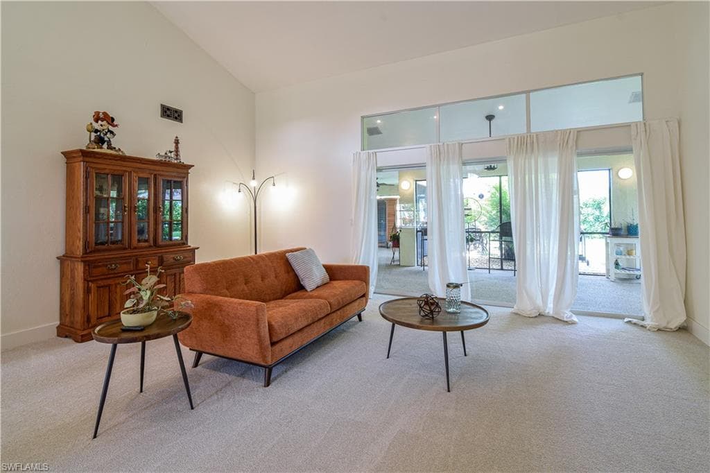 4225 Prestwick CT, NORTH FORT MYERS FL 33903-28