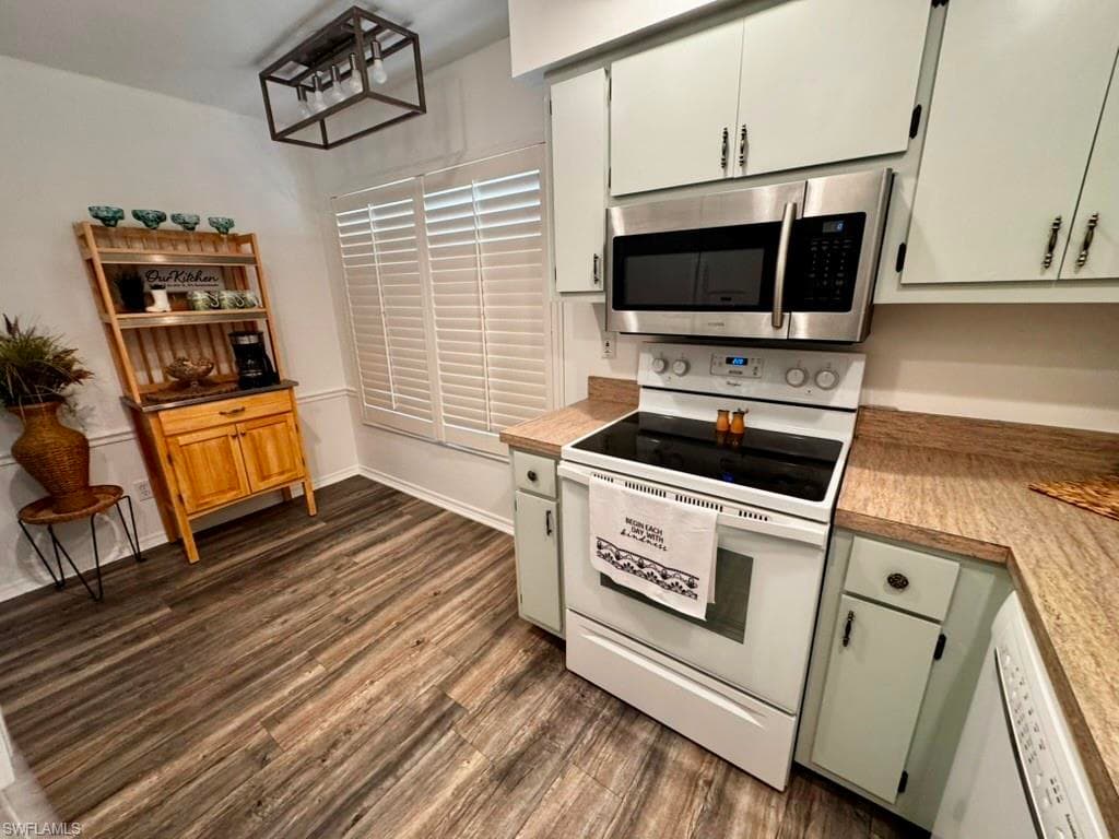 711 SE 12th AVE # 135, CAPE CORAL FL 33990-2