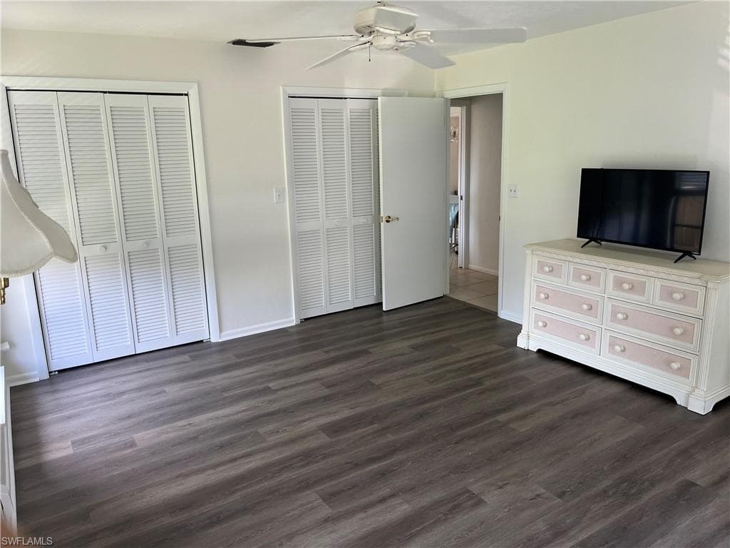 819 Palm View DR # 17, NAPLES FL 34110-7