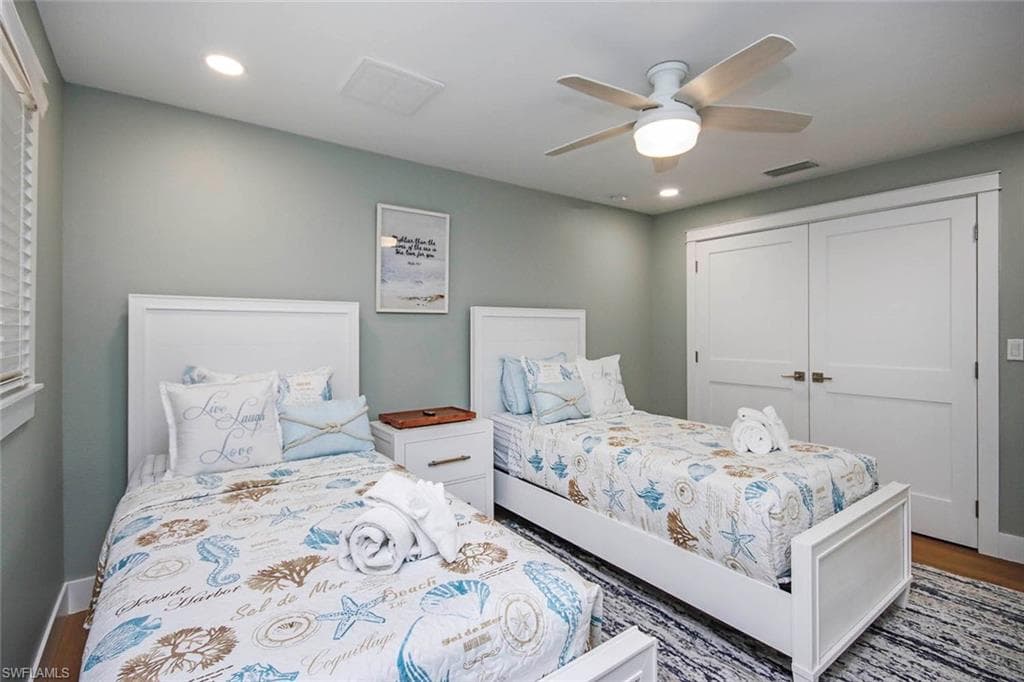 918 Kings Crown DR, SANIBEL FL 33957-28