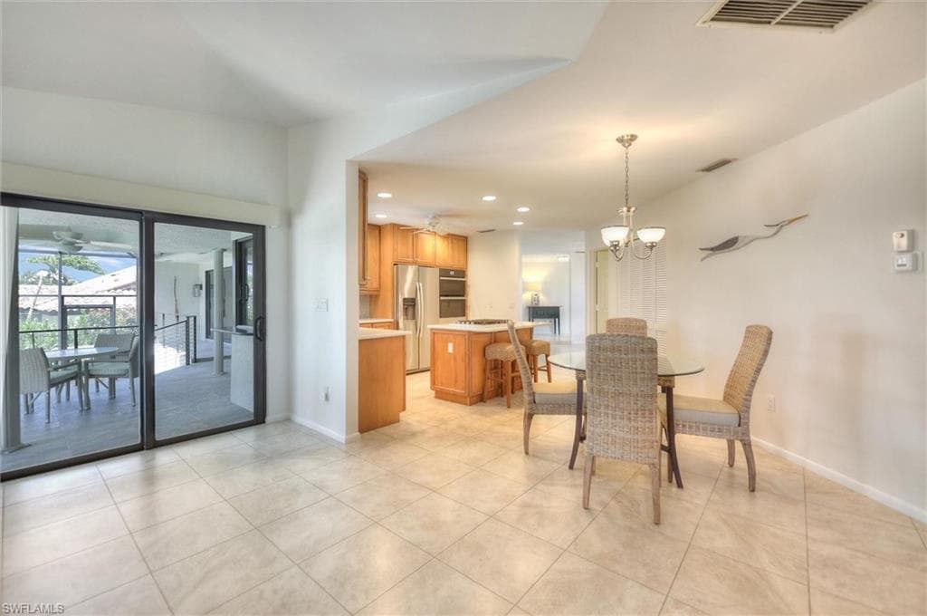 1286 Par View DR, SANIBEL FL 33957-31