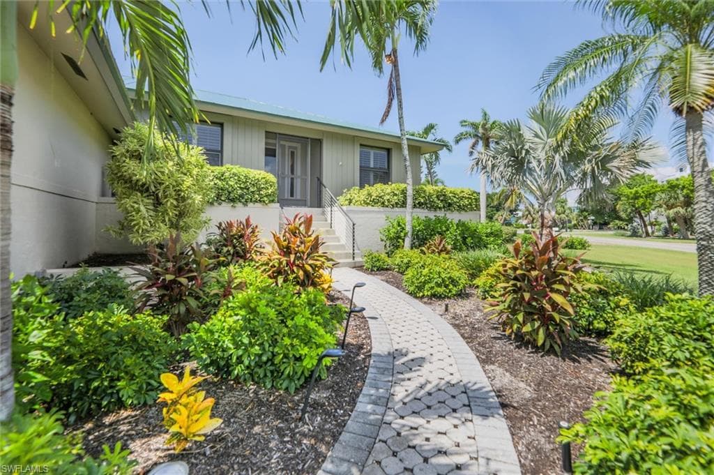 1286 Par View DR, SANIBEL FL 33957-3