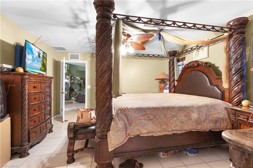 3744 NE 13th PL, CAPE CORAL FL 33909-17