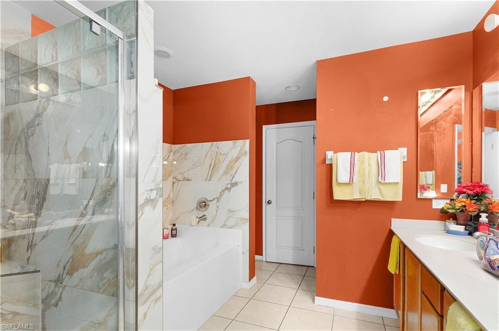 3744 NE 13th PL, CAPE CORAL FL 33909-14