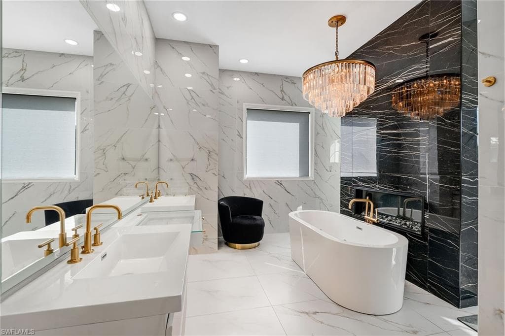 12450 Vittoria WAY, FORT MYERS FL 33912-27